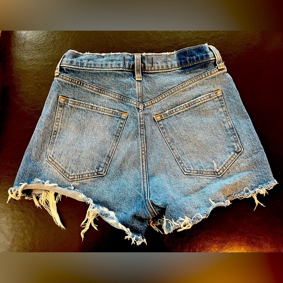Abercrombie & Fitch Mom Shorts - Curve Love - Picture 2 of 4